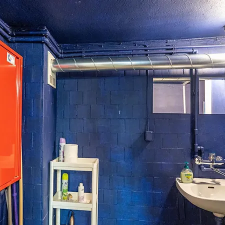 Apartment Real Loft In Center - 1gbit Wifi, Netflix, And Coffee *